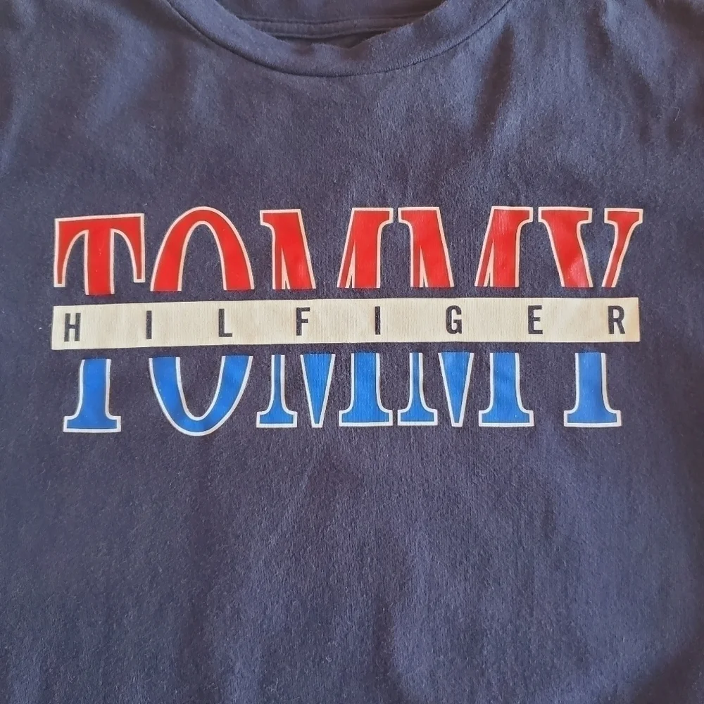 K1041 * Tommy Hilfiger Boys Logo Tee Blue Size S (8/10) - Picture 6 of 6